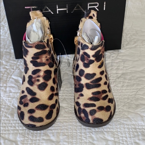 Tahari Ponie Chelsea Bootie — Baby / Toddler Size 5 — Brand New - Picture 3 of 7